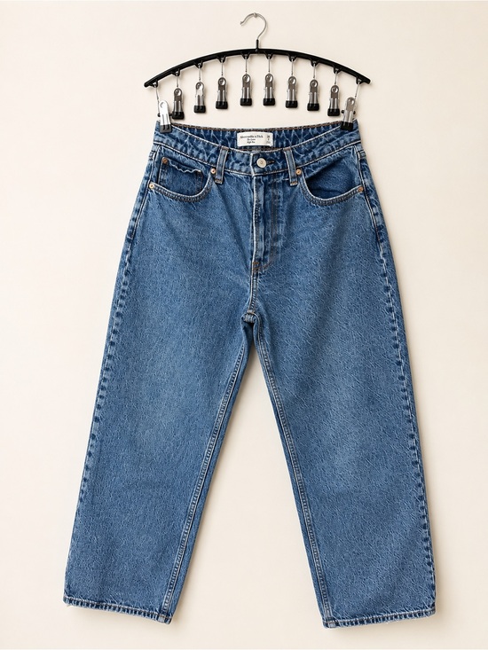 Abercrombie & Fitch Denim - Abercrombie & Fitch Relaxed Boyfriend Jeans in Medium Blue Size 26|2S